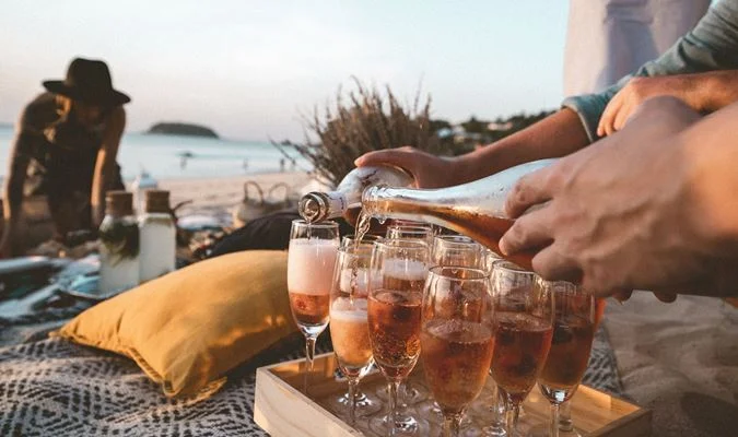 Raise a Glass: Sparkling Wine for Summer Celebrations and Entertaining 2023 Image