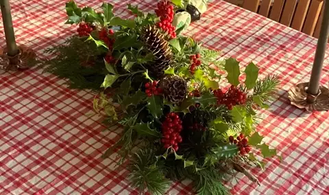 Create a Holiday Centerpiece